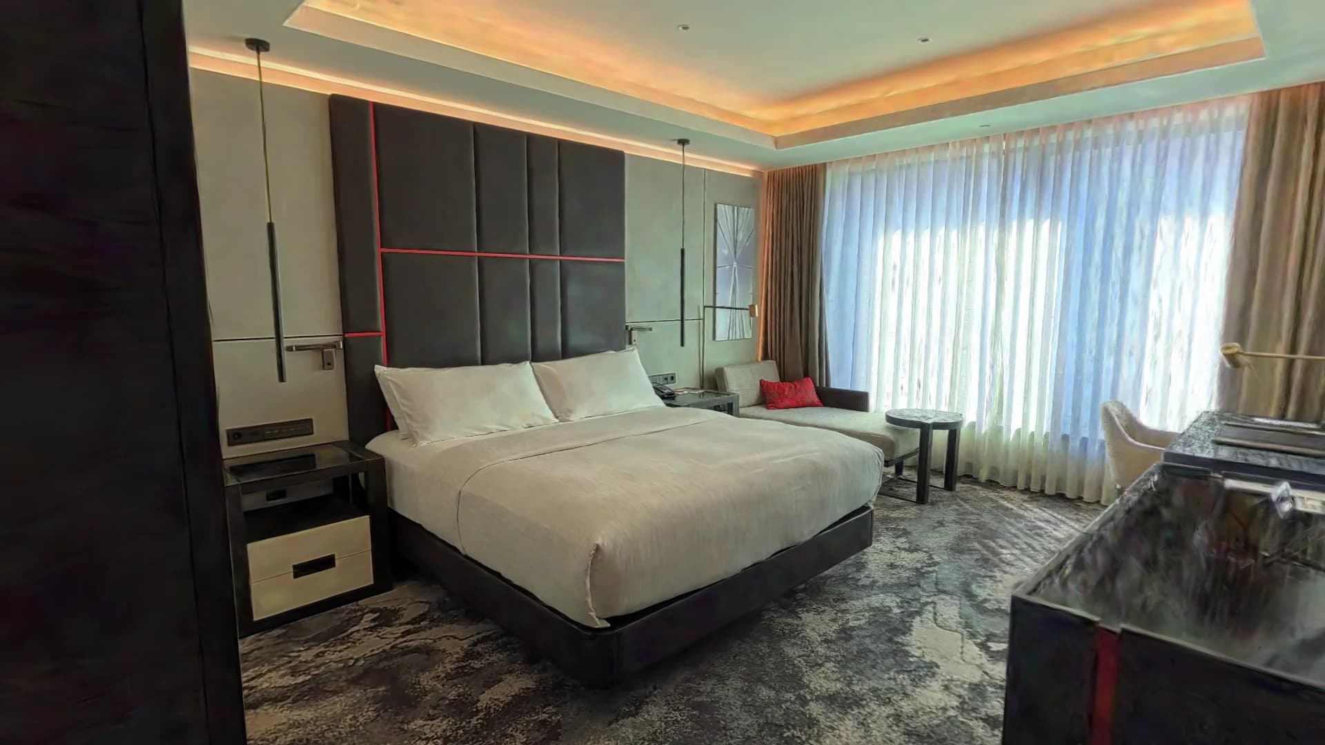 A room in a five-star hotel, captured in 3D with an Insta360 X5